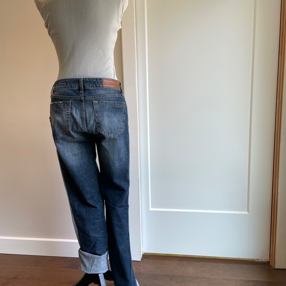 Ellus two tone straight leg mid rise jeans
